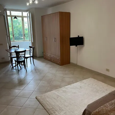 Apartment House Tribunali 197 Naples