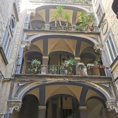 House Tribunali 197 Apartman *